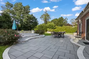 137 Burr Rd, East Northport, NY 11731 - Photo 24