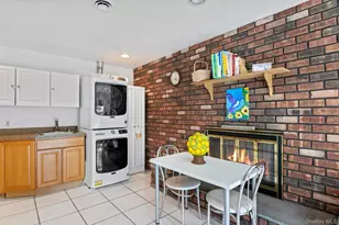 137 Burr Rd, East Northport, NY 11731 - Photo 16