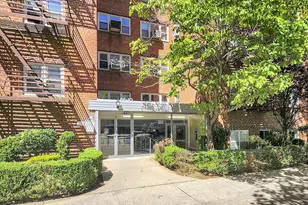 66-10 149th St, Flushing, NY 11367 - Photo 10