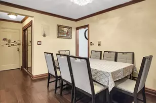 66-10 149th St, Flushing, NY 11367 - Photo 4