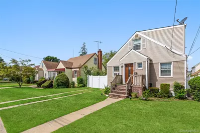 11 Dewitt Street, Valley Stream, NY 11580 - Photo 1