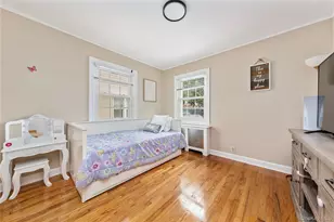 11 Dewitt St, Valley Stream, NY 11580 - Photo 12