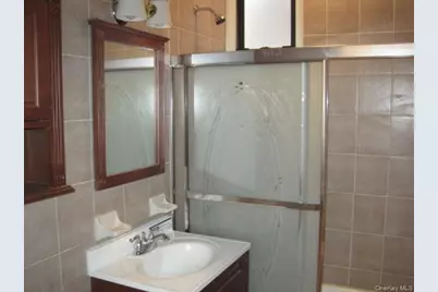 4333 48th Street #4H, Sunnyside, NY 11104 - Photo 10