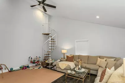 334 Bread and Cheese Hollow Road, Northport, NY 11768 - Photo 14