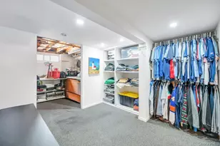 2327 Cleveland St, Bellmore, NY 11710 - Photo 32