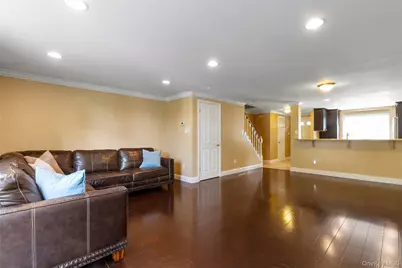 1001 Williamsburg Drive, Mahopac, NY 10541 - Photo 6