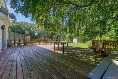 5 Naomi Court, Melville, NY 11747 - Photo 32