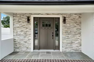 18 Mist Ln, Westbury, NY 11590 - Photo 4