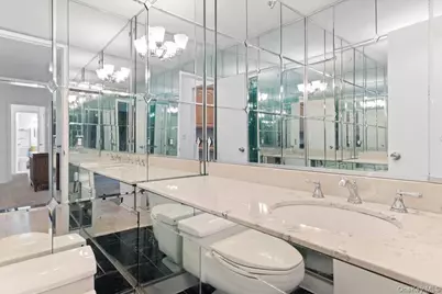 1 Kensington Gate #112, Great Neck, NY 11023 - Photo 10