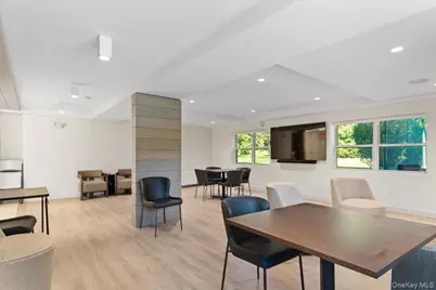 1 Kensington Gate #112, Great Neck, NY 11023 - Photo 20