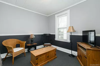 213 Elmendorf Street, Kingston, NY 12401 - Photo 12