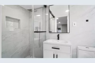 827 Eastfield Road, Westbury, NY 11590 - Photo 20