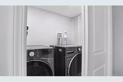 827 Eastfield Road, Westbury, NY 11590 - Photo 24