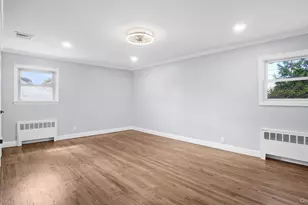 827 Eastfield Rd, Westbury, NY 11590 - Photo 12