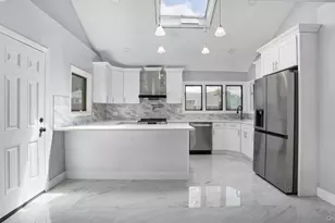 827 Eastfield Rd, Westbury, NY 11590 - Photo 6