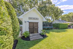 42 Revilo Ave, Shirley, NY 11967 - Photo 12