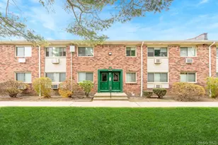 2449F Union Blvd, Islip, NY 11751 - Photo 4