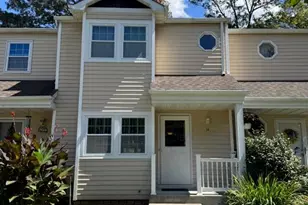 14 Franklin Commons, Yaphank, NY 11980 - Photo 2