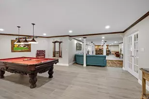 9 Scenic View Ct, Dix Hills, NY 11746 - Photo 40