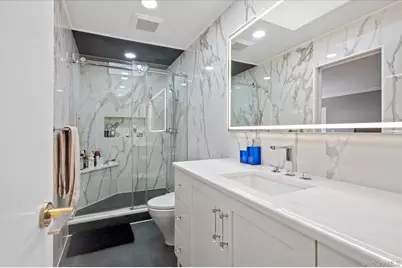 9 Scenic View Court, Dix Hills, NY 11746 - Photo 22