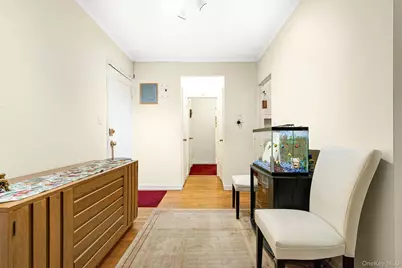 67-66 108th Street #D43, Forest Hills, NY 11375 - Photo 4