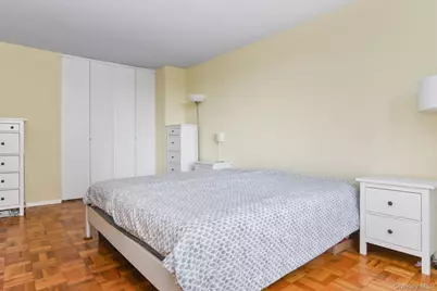 3333 Henry Hudson Parkway #12M, Bronx, NY 10463 - Photo 16