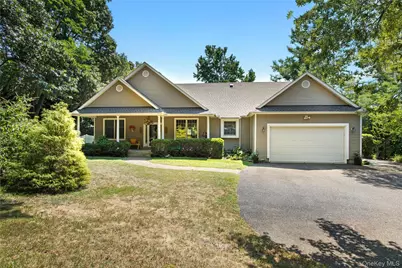 41 Park Drive, Riverhead, NY 11901 - Photo 1