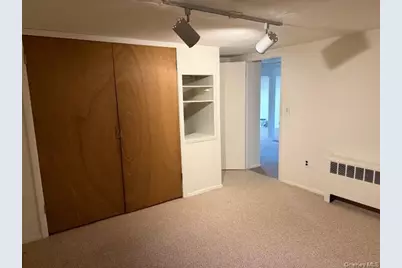 652 Empire Avenue, West Babylon, NY 11704 - Photo 32