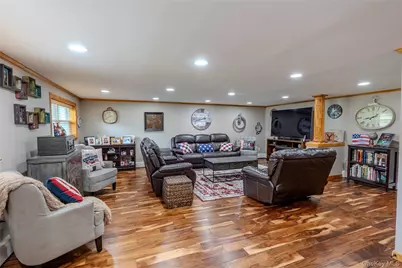 45 Harvard Lane, Commack, NY 11725 - Photo 4