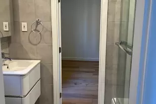 215 Middle Neck Rd, Great Neck, NY 11021 - Photo 10