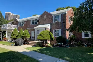 264-65 Langston Ave, Glen Oaks, NY 11004 - Photo 2