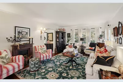 64 Wilson Avenue, Westbury, NY 11590 - Photo 8