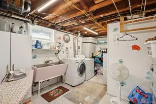 64 Wilson Ave, Westbury, NY 11590 - Photo 28