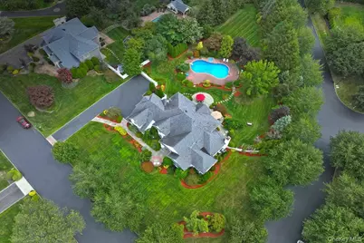 2 Andiron Court, East Northport, NY 11731 - Photo 4