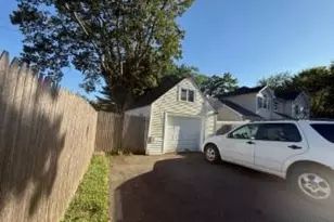 184 Calebs Path, Brentwood, NY 11717 - Photo 10