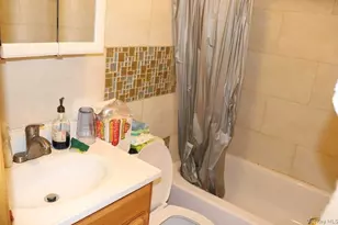 901 50th St, Brooklyn, NY 11219 - Photo 6