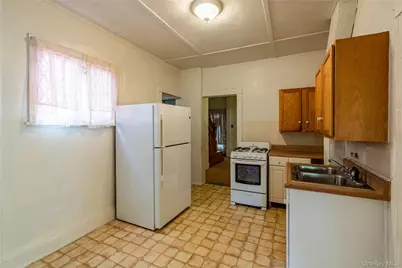 20 Benton Avenue, Middletown, NY 10940 - Photo 14