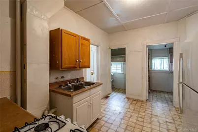 20 Benton Avenue, Middletown, NY 10940 - Photo 16