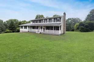 325 Jackson Ave, New Windsor, NY 12553 - Photo 2