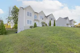 4 Standish Rd, Monroe, NY 10950 - Photo 2