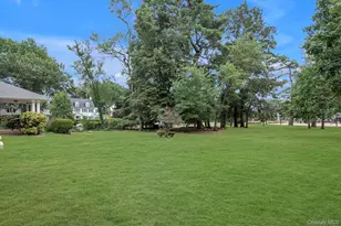 84 Nassau Blvd, Garden City, NY 11530 - Photo 26