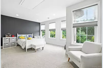 30 Dennis Lane, Pleasantville, NY 10570 - Photo 18