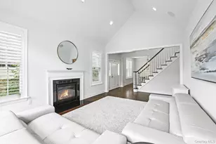 30 Dennis Ln, Pleasantville, NY 10570 - Photo 4