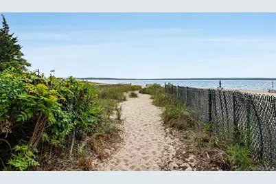 957 Peconic Bay Boulevard, South Jamesport, NY 11970 - Photo 38