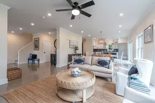 957 Peconic Bay Blvd, South Jamesport, NY 11970 - Photo 8