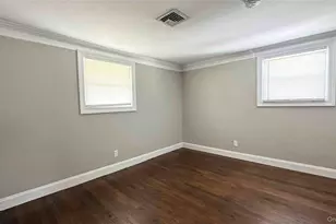 27 Southridge Dr, Glen Cove, NY 11542 - Photo 6