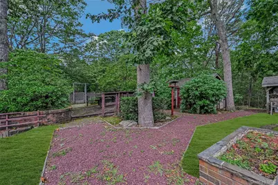 3 Peter Court, Manorville, NY 11949 - Photo 36