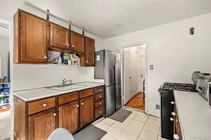 604 Dartmouth St, Westbury, NY 11590 - Photo 10