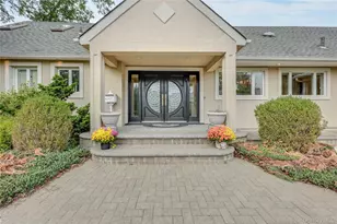 4 Willow Ln, Hewlett, NY 11557 - Photo 4