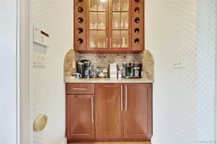 4 Willow Ln, Hewlett, NY 11557 - Photo 24